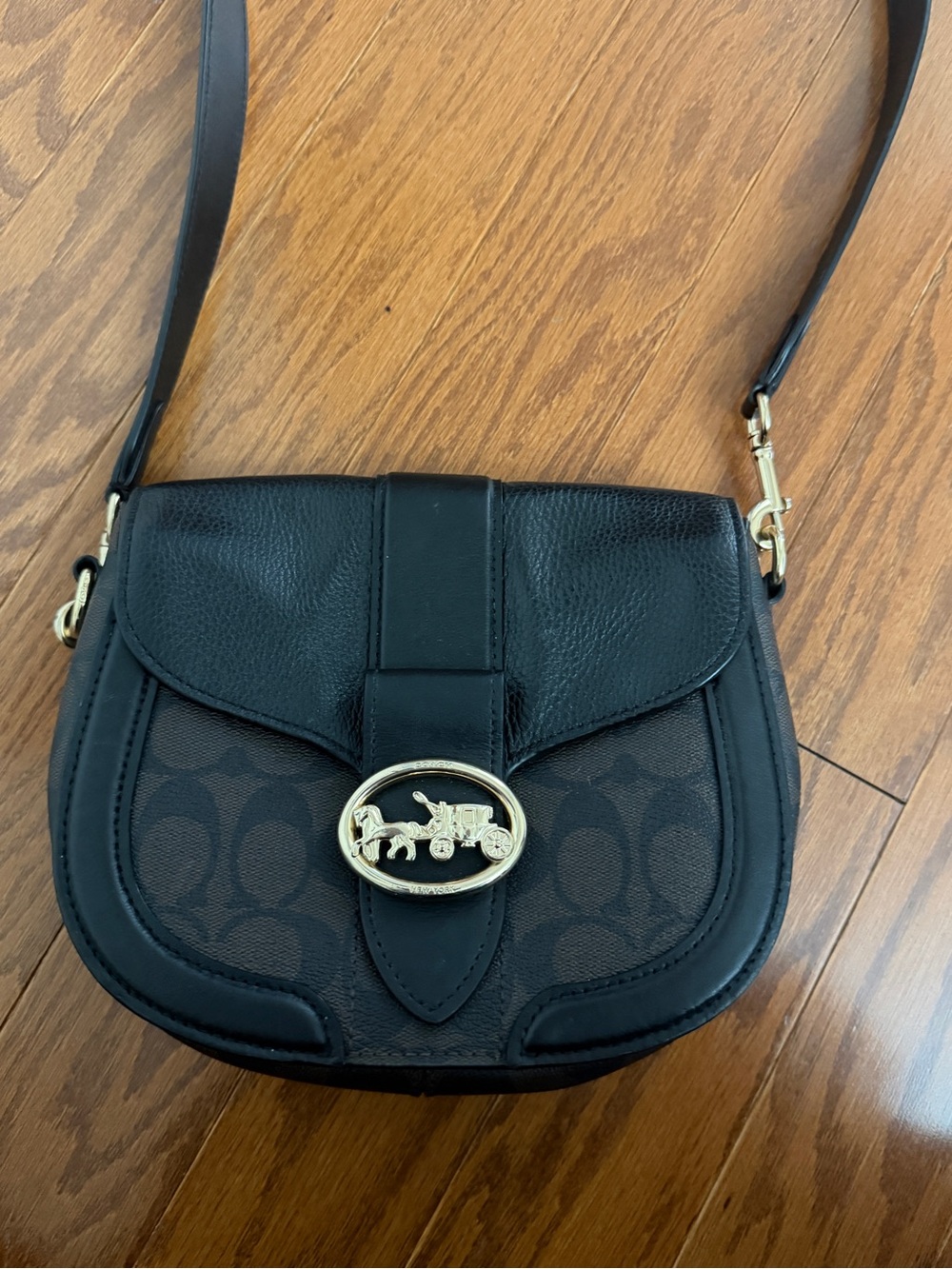Coach Black Signature Saddle Crossbody Bag with Gold Accent - Picture 2 of 5